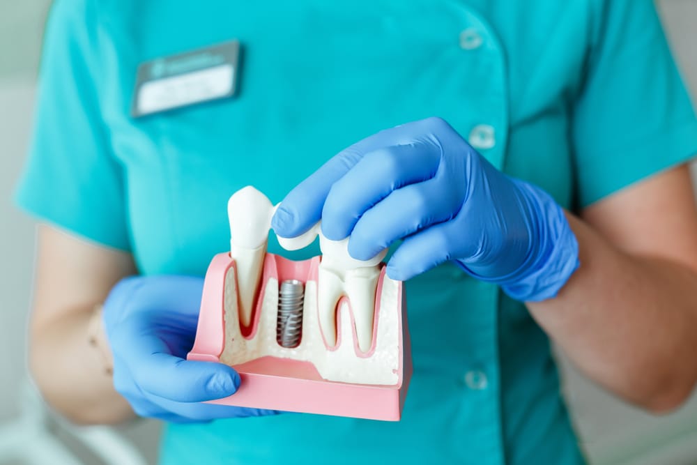 What Is A Dental Technician? Localsearch
