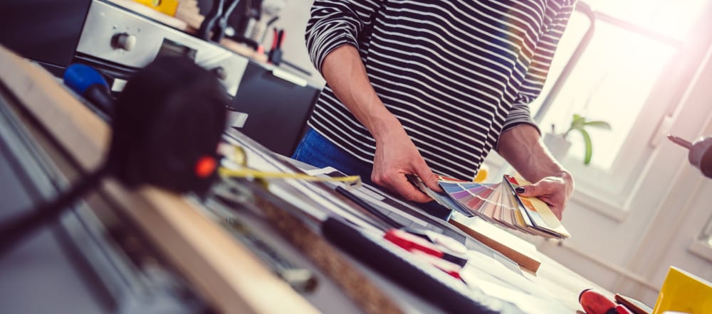 How to Prep a Room for Painting