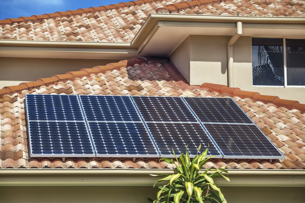 How Long Do Residential Solar Panels Last?
