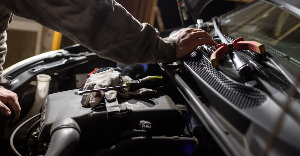 What is a fuel filter?